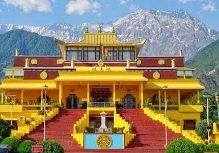 Amritsar to Dharamshala & McLeod Ganj Hill Tour