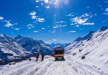 Chandigarh to Spiti Valley (Kaza, Key Monastery, Chandratal) Tour