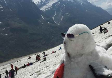 Amritsar to Manali Mountain Getaway