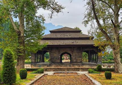 Amritsar to Leh & Nubra Valley Mountain Journey