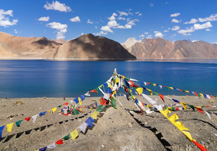 Amritsar to Ladakh (Leh Nubra Pangong) Adventure Tour